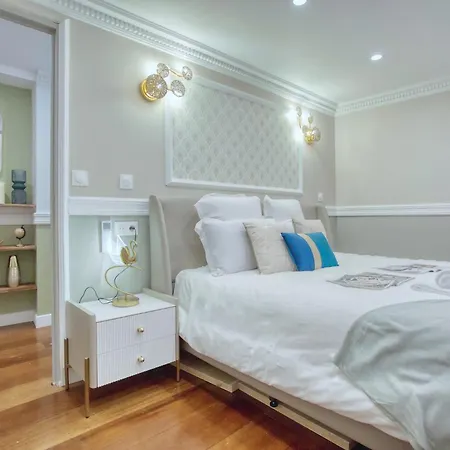 Elegant Triplex In - Ideal For 10 - Aircon Appartamento