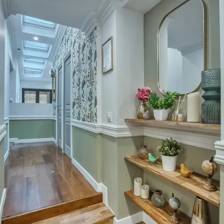 Elegant Triplex In - Ideal For 10 - Aircon Appartamento *