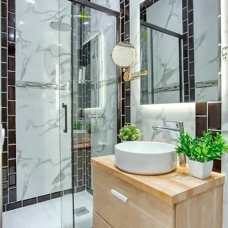 Elegant Triplex In - Ideal For 10 - Aircon Appartamento Parigi